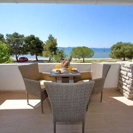 By The Sea - Diklo, - 21005 扎达尔